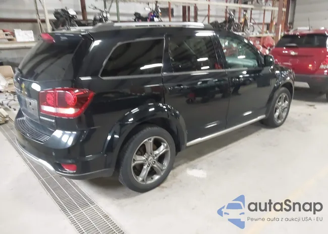 3C4PDDGG9JT219637: 42040826