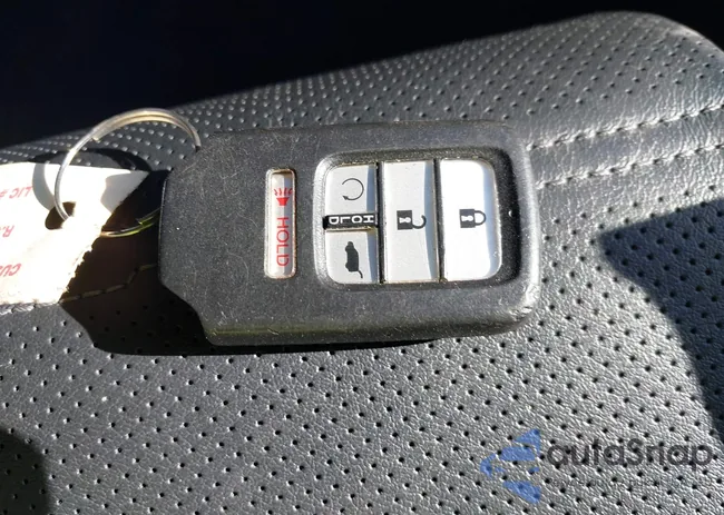 7FARW2H88LE017151: 42041203