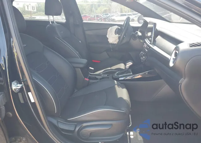 3KPF54AD2PE685043: 42041237