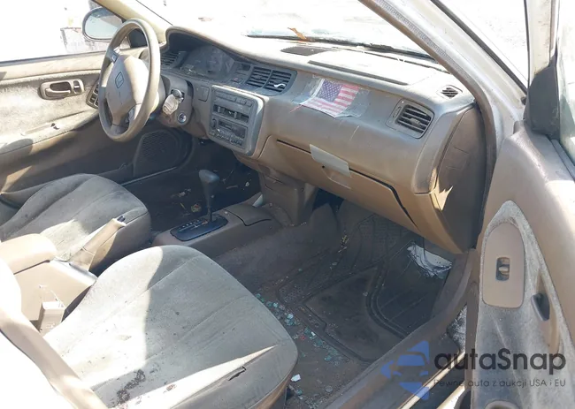 1HGEG8658SL049775: 42040631