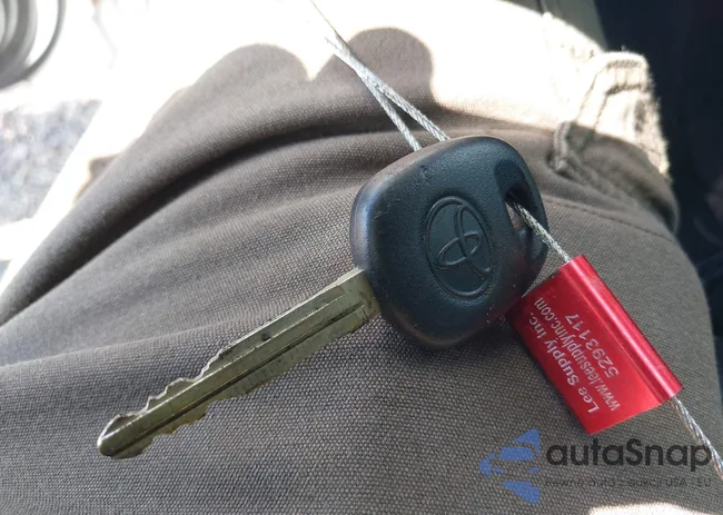 2T1BURHEXFC299206: 42042415