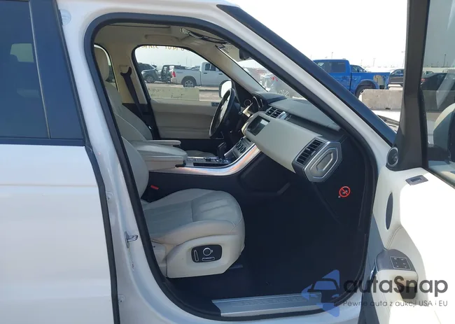 SALWR2FK1HA674824: 42041561