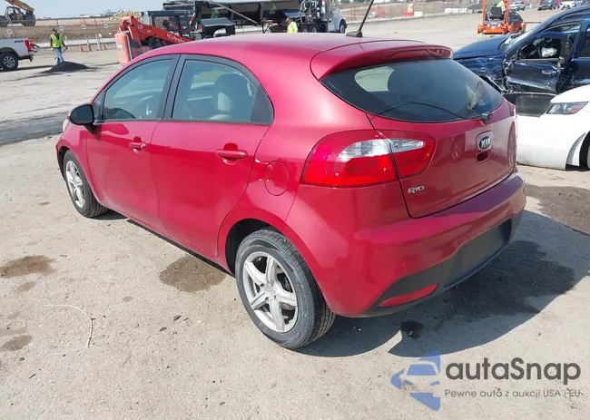 KNADM5A3XF6440600: 42041732