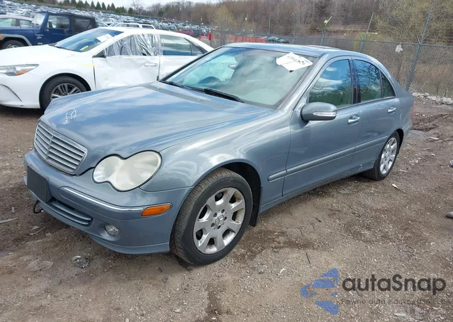 WDBRF56H16F737289: 42042829