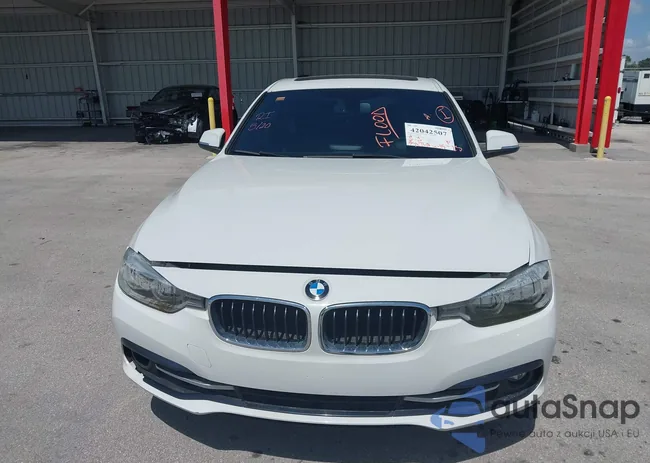 WBA8B9G52JNU57283: 42042507