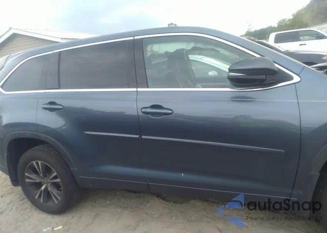 5TDBZRFH6JS800526: 42042575