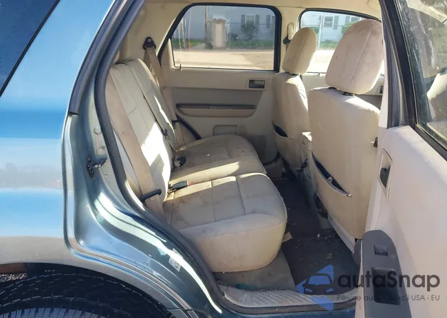 1FMCU9D77CKB63827: 42044393