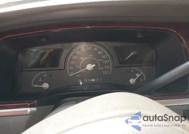 1LNHM83WX3Y635492: 42043813