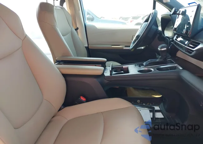 5TDYRKEC6MS055675: 42044563