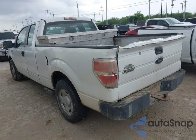 1FTRX12W59KB75341: 42045577