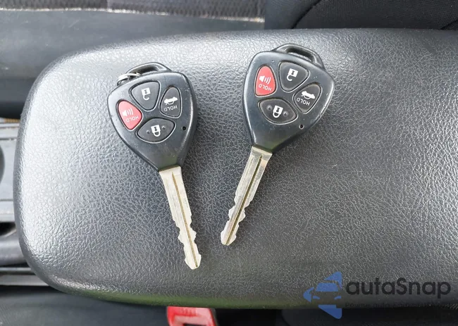 2T1BU4EE2BC682901: 42046842