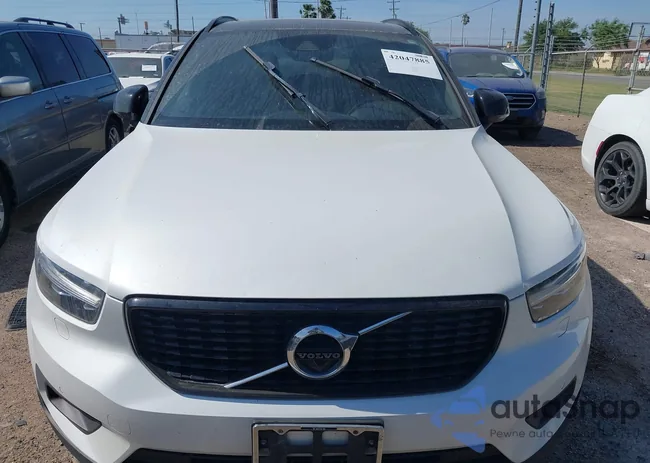 YV4AC2HM8M2562007: 42047885