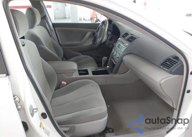 4T1BE46K08U734695: 42048011