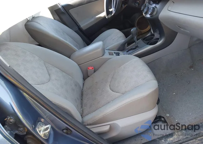 2T3BF4DV8BW169542: 42048320