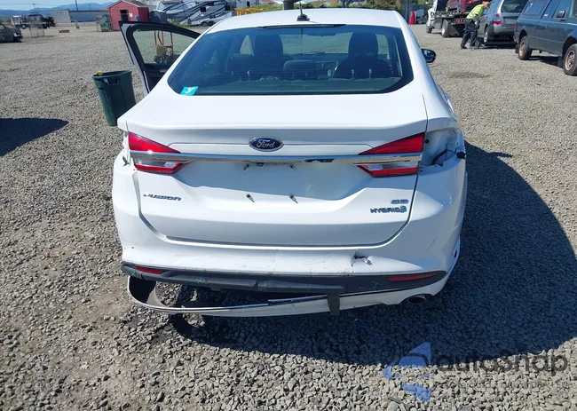 3FA6P0LU9HR400659: 42047536