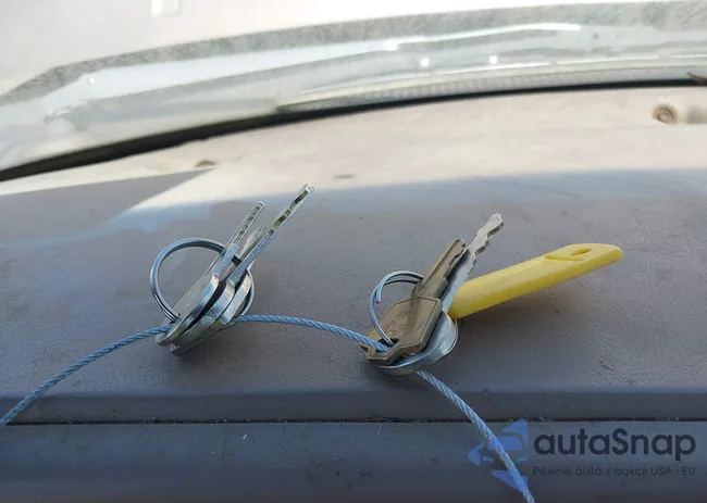 1FTCR10X4NPA94811: 42047550