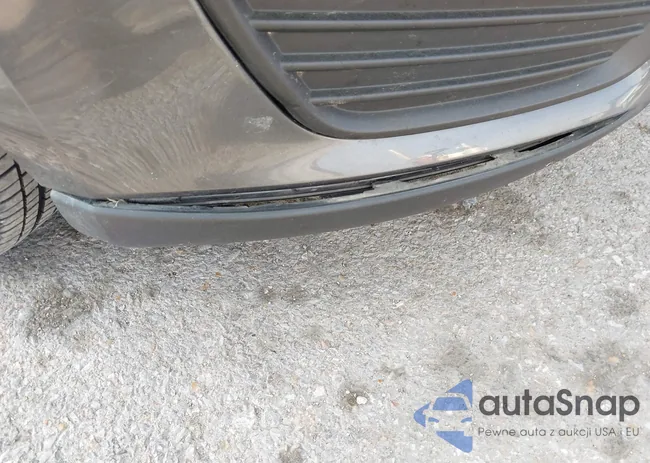 1FADP3F21HL228709: 42047685