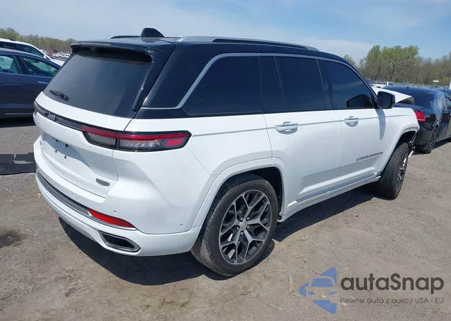 1C4RJHEG9P8864131: 42048917