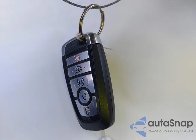 3FMCR9D94NRE31332: 42049043