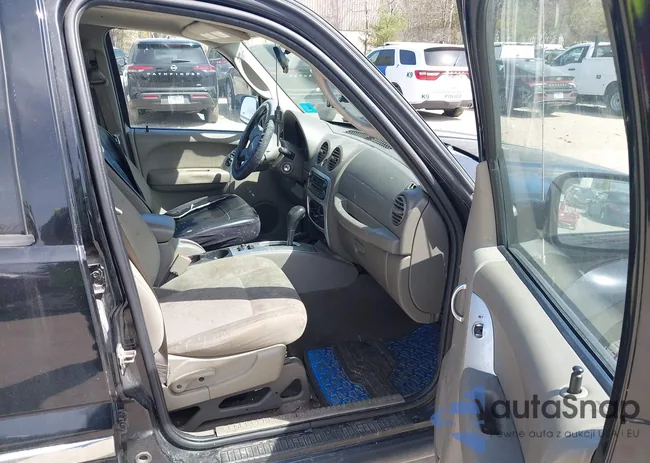 1J4GL58K57W668094: 42049096