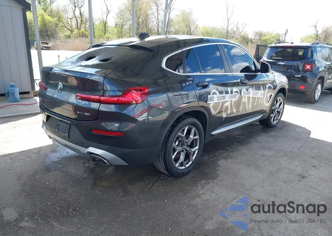 5UX33DT01R9W86807: 42049322