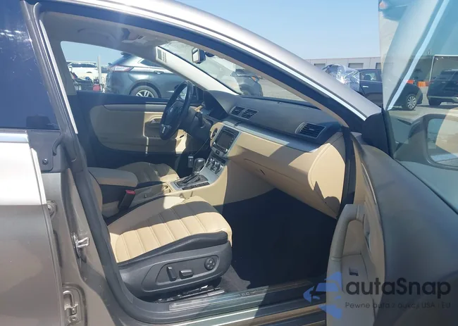 WVWBN7AN2DE555375: 42048643