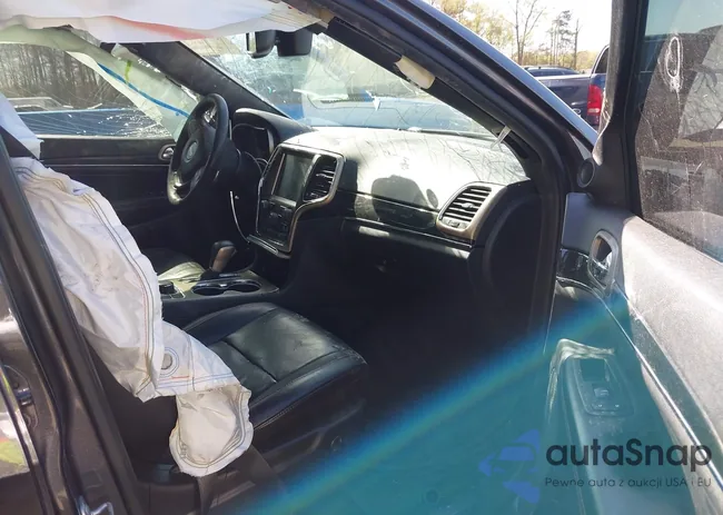 1C4RJFBG3GC443561: 42048675