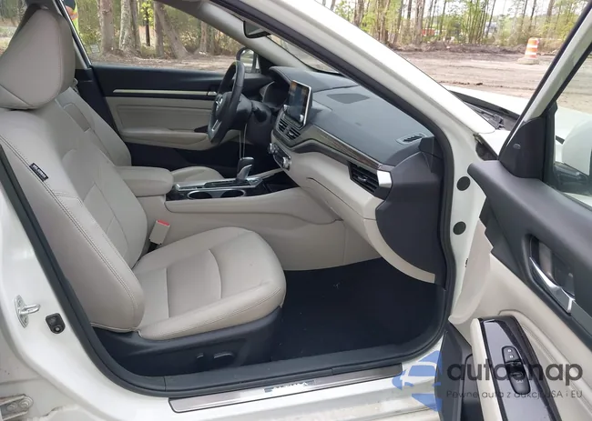 1N4BL4EW6LC188732: 42048708