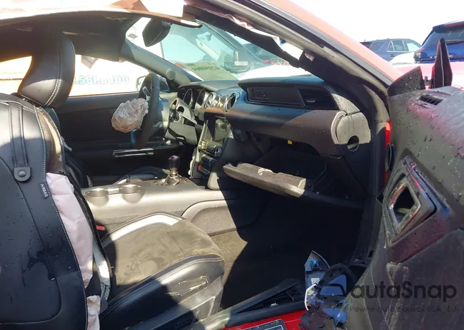 1FA6P8JZ0G5520638: 42050004