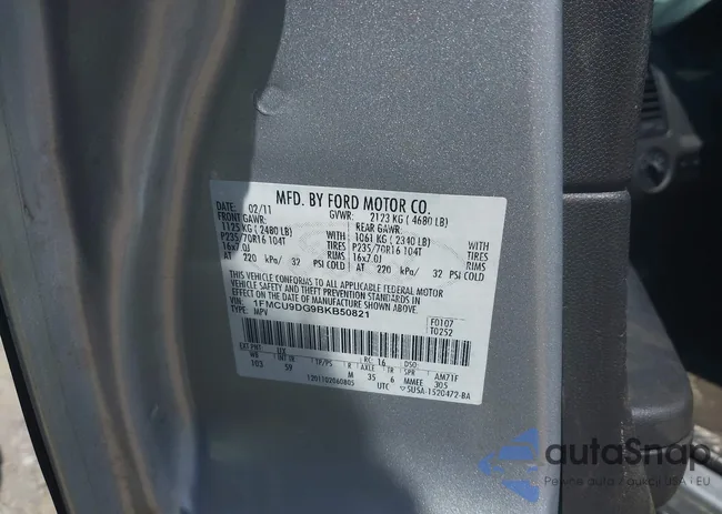 1FMCU9DG9BKB50821: 42050075