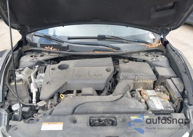 1N4AL3AP4JC114677: 42050124