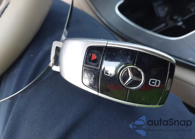 W1K2J5KB8MA089730: 42050262