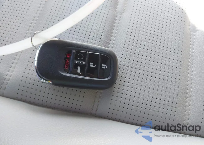 7FARS6H96PE036623: 42049750