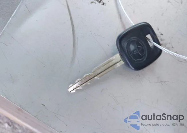 4T1BE32K36U158145: 42050818