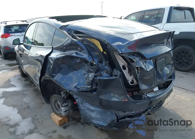 5YJYGDEE1MF265611: 42050882