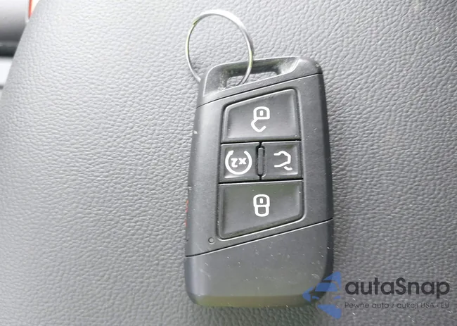 3VVSX7B2XNM062037: 42051064