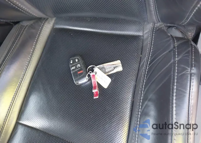 2C3CDXBG5LH119560: 42051141