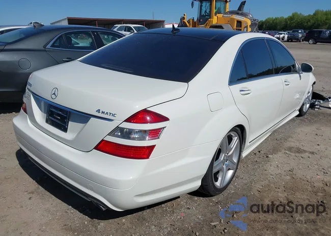 WDDNG86X08A163330: 42051195