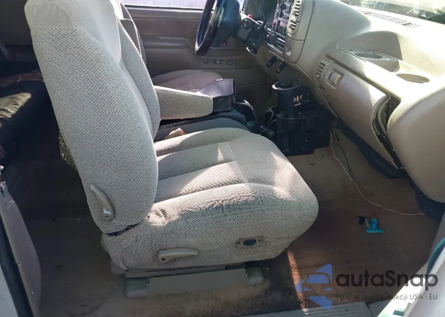 1GCGC29R1TE267156: 42051235