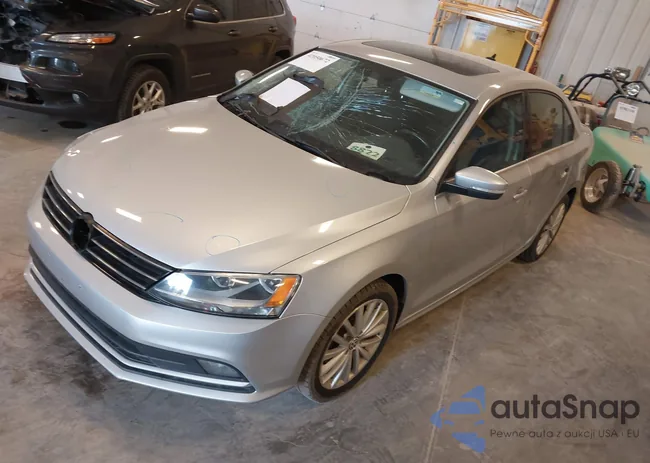 3VWD17AJXFM296596: 42050672