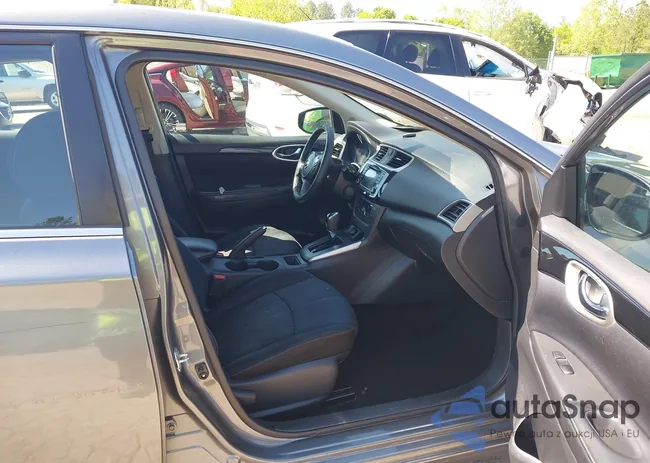 3N1AB7AP8JY261602: 42052038