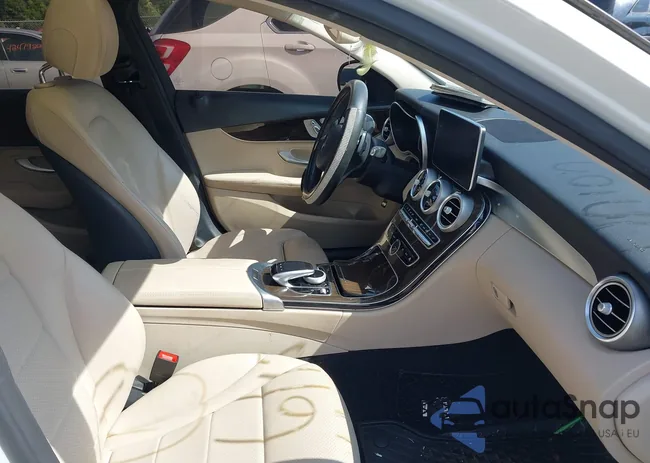 55SWF4KB8HU208704: 42051688