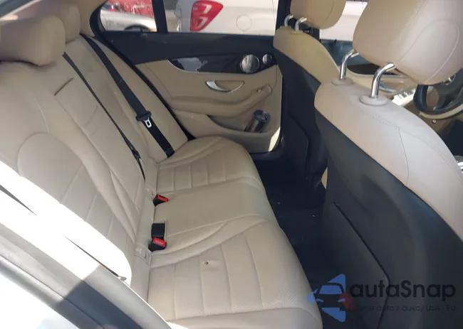 55SWF4KB8HU208704: 42051688