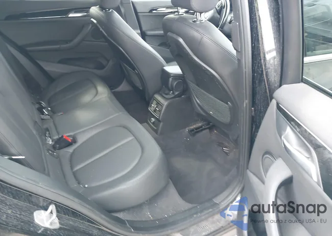 WBXHU7C38J5H44770: 42052973