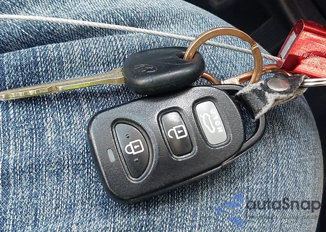 5NPD84LF2KH416977: 42053012