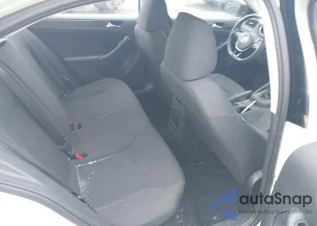 3VW2K7AJ8FM222629: 42053092