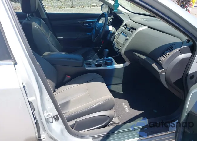 1N4AL3AP4EC903479: 42052695