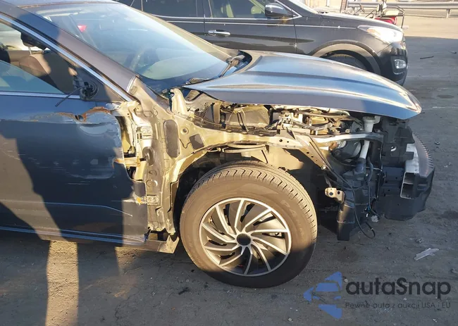 1N4AL3AP8GC171666: 42053829