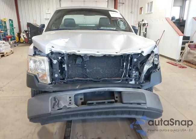 1FTMF1CM1EKE73373: 42054119