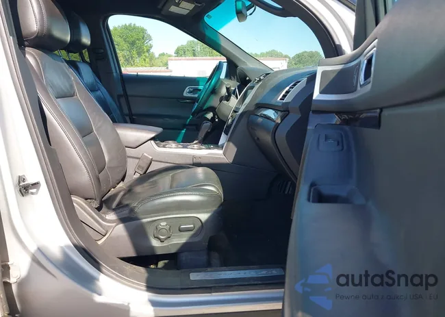 1FM5K7F8XEGA08946: 42054232